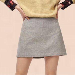 Wilfred Aritzia Classic Grey Mini Skirt